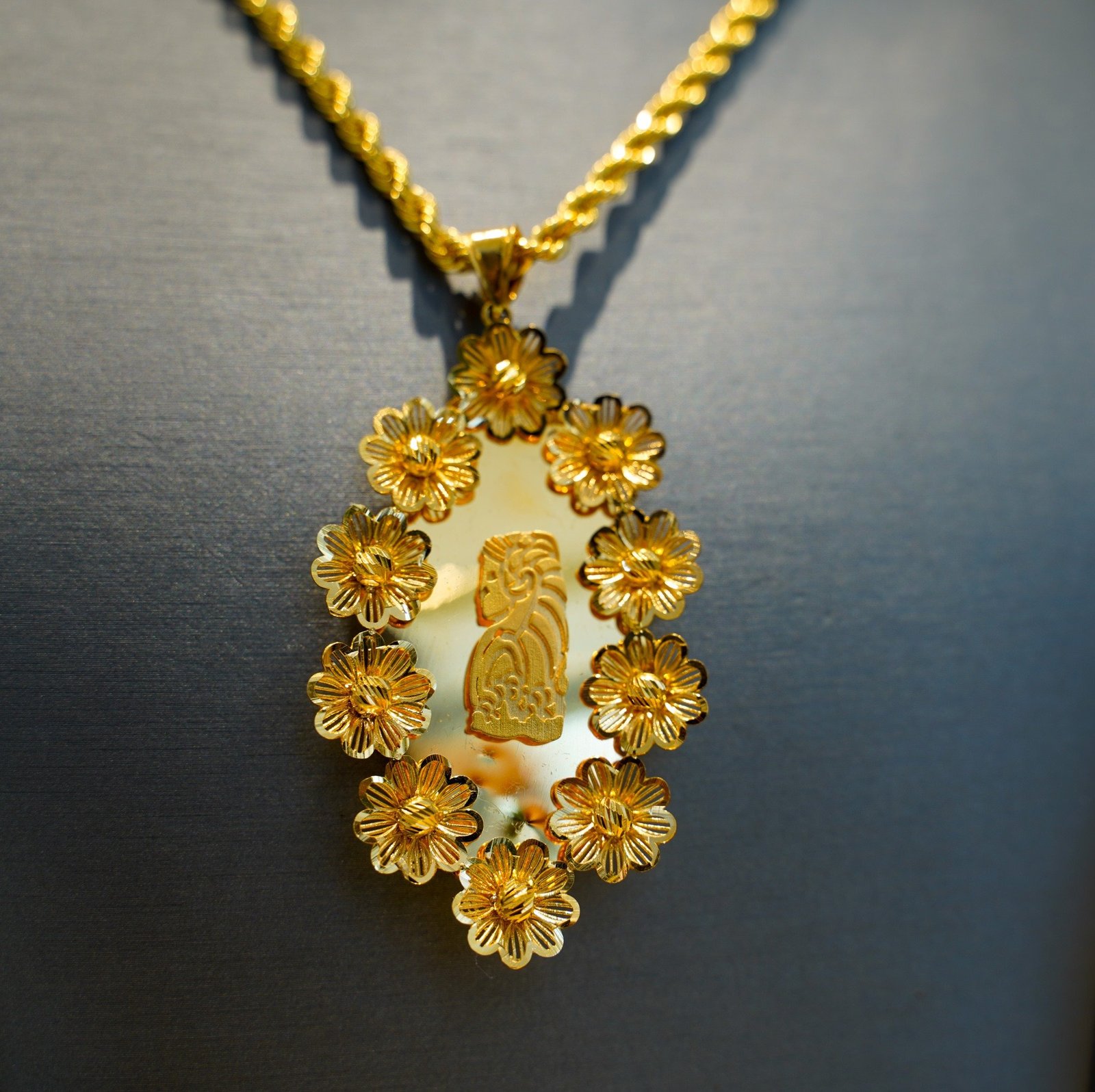 JJ-21K-Yellow-Gold-Pendants